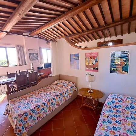 Aparthotel La Favilletta *